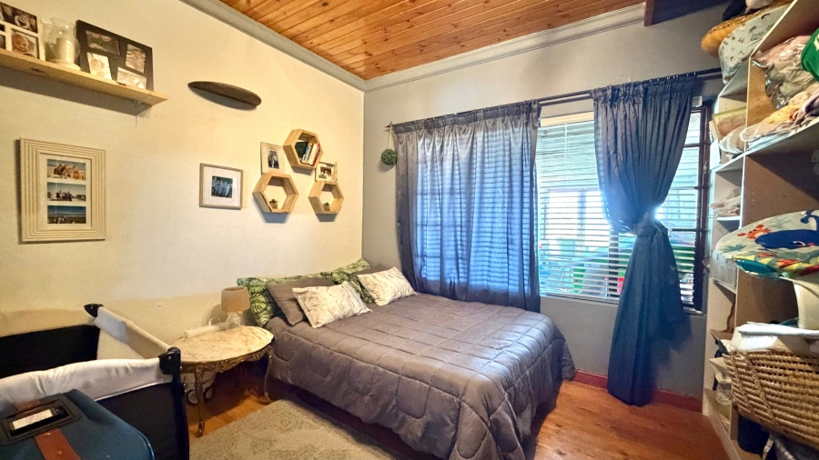4 Bedroom Property for Sale in Heldervue Western Cape